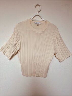 Amour Vert Cream Ribbed Short-Sleeve Knit Tee